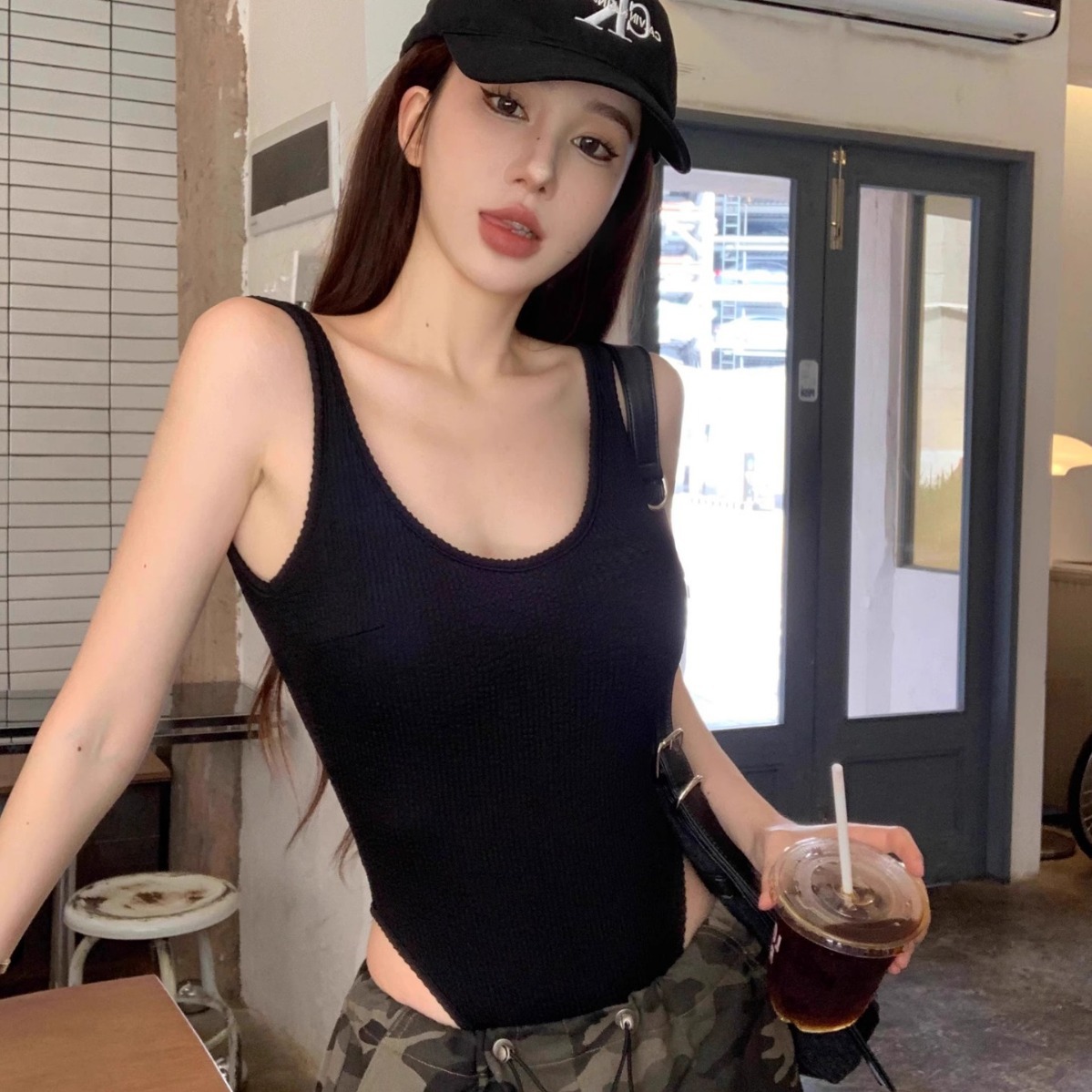 블랙 스트랩 바디수트 섹시한 백리스 리브 바디수트 롬퍼 - Suspender Tank Top 리뷰 및 가격
